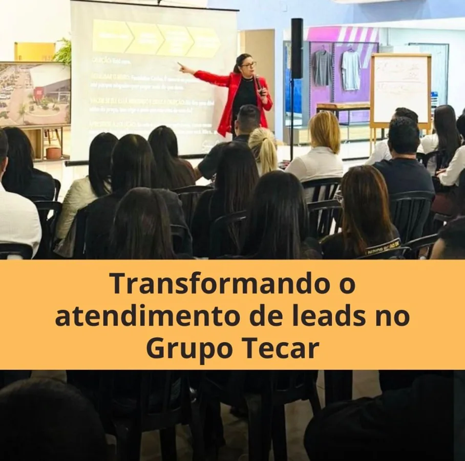 Sônia Gago palestrando no Grupo Tecar